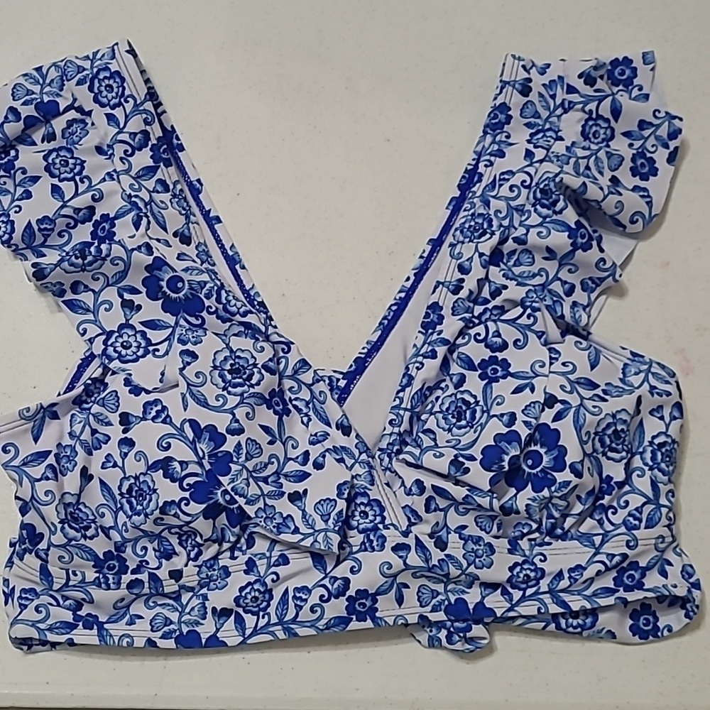 Floral Blue & White Ruffled Swim Top with Tie in the Back size Large